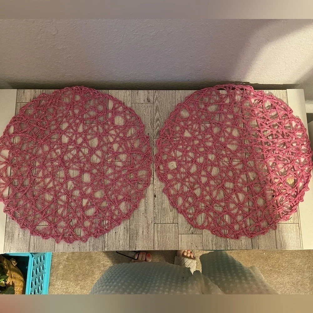 Set of 2 Metallic Pink Circle Placemat